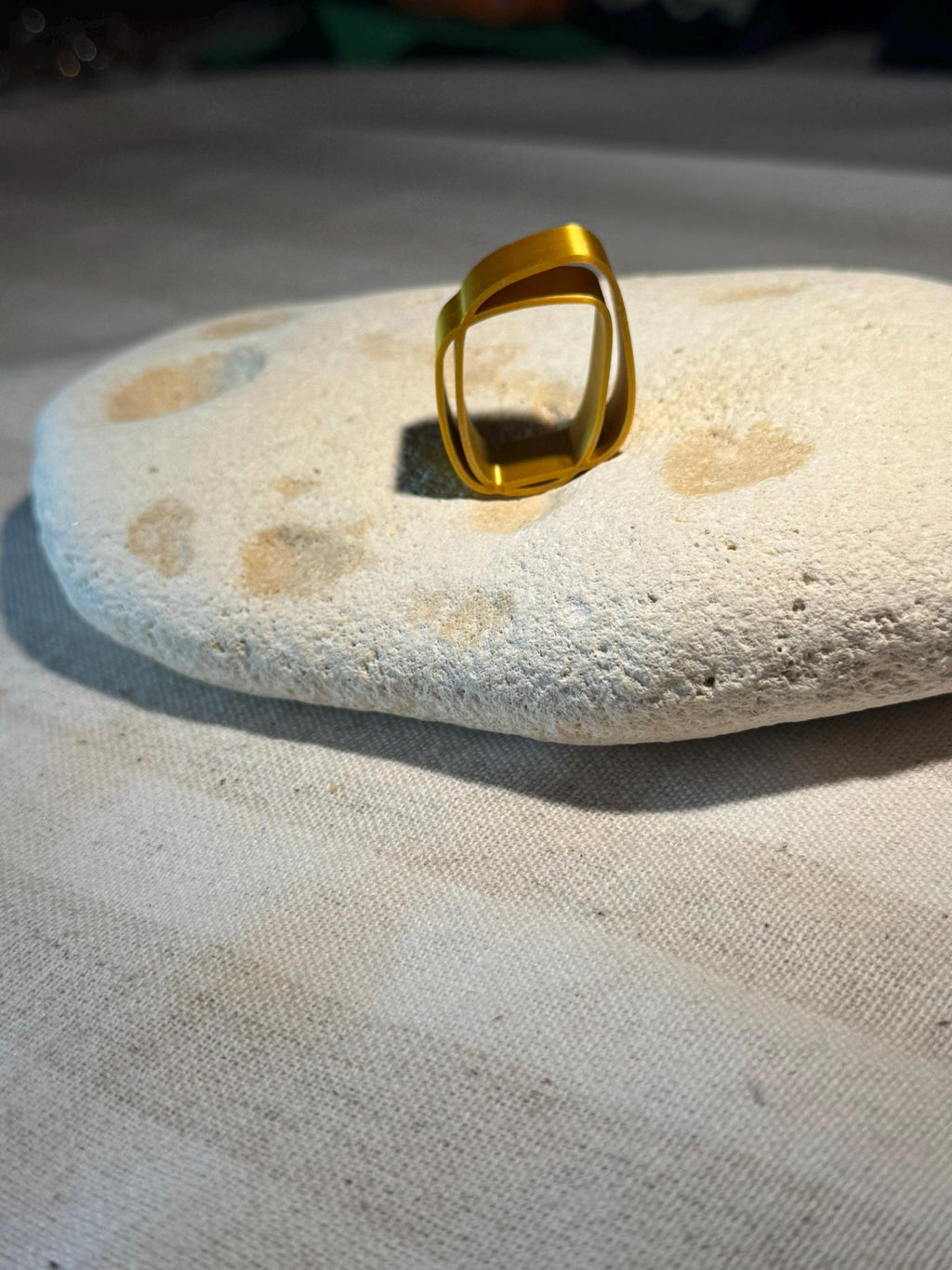  - sustainable bioplastic jewelry - Miette