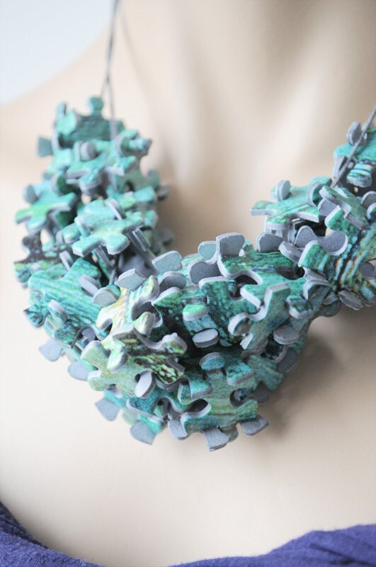  - sustainable bioplastic jewelry - Miette