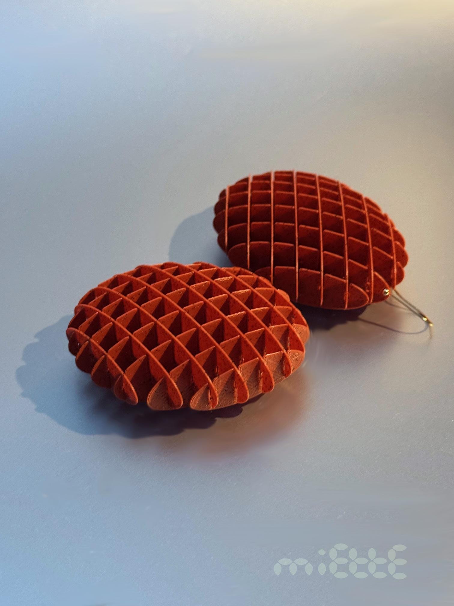  - sustainable bioplastic jewelry - Miette