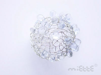  - sustainable bioplastic jewelry - Miette