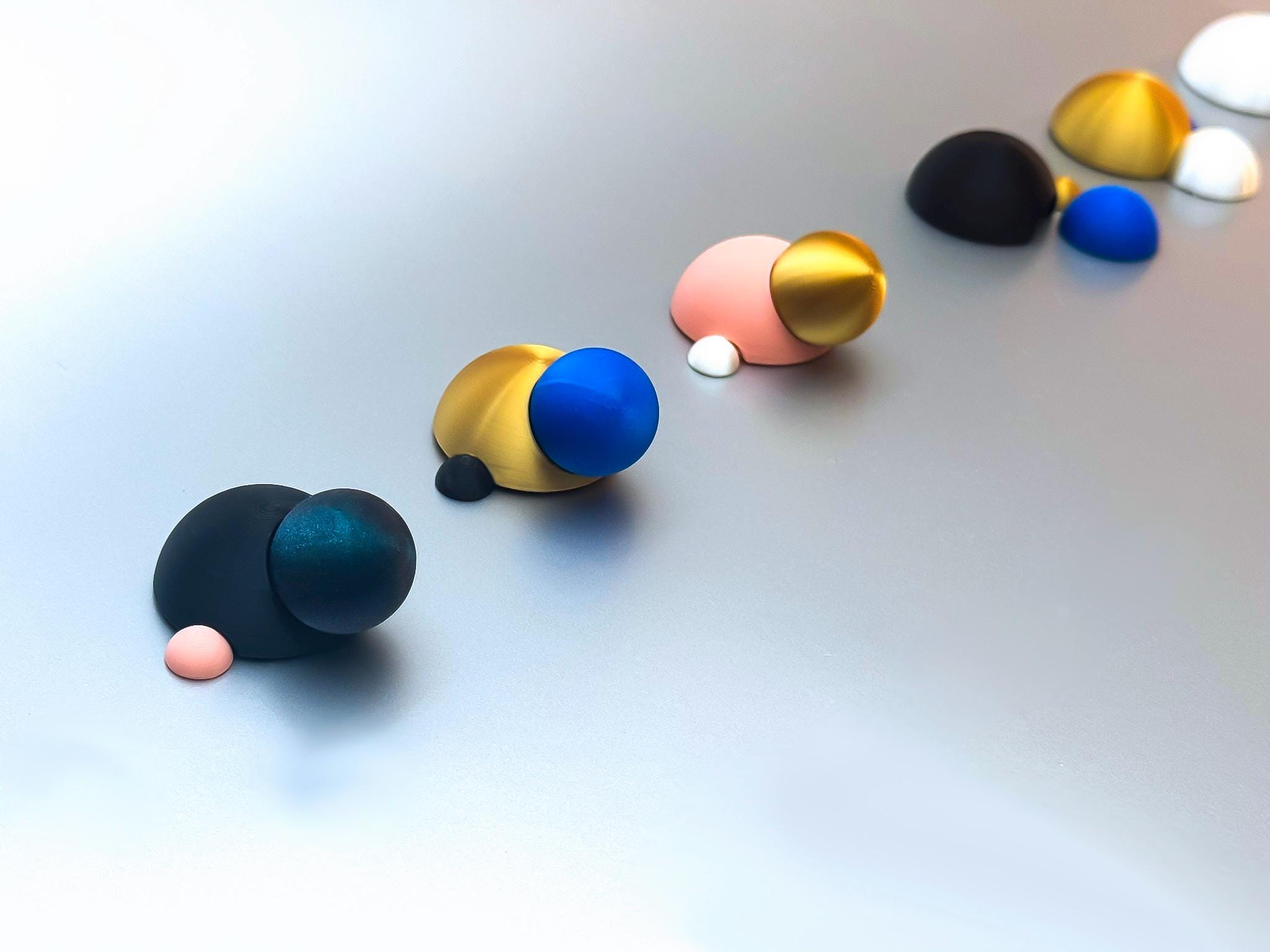  - sustainable bioplastic jewelry - Miette