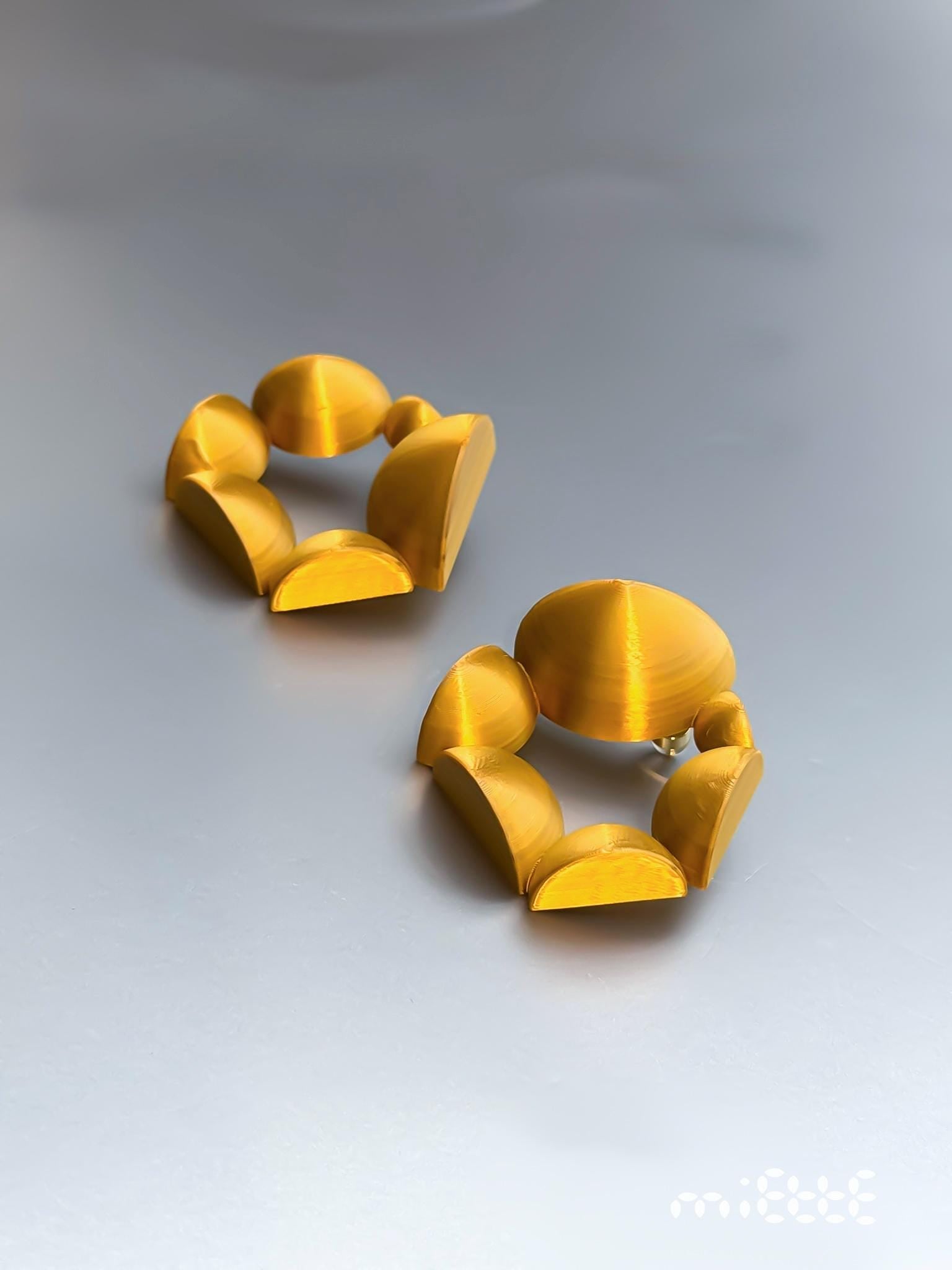  - sustainable bioplastic jewelry - Miette