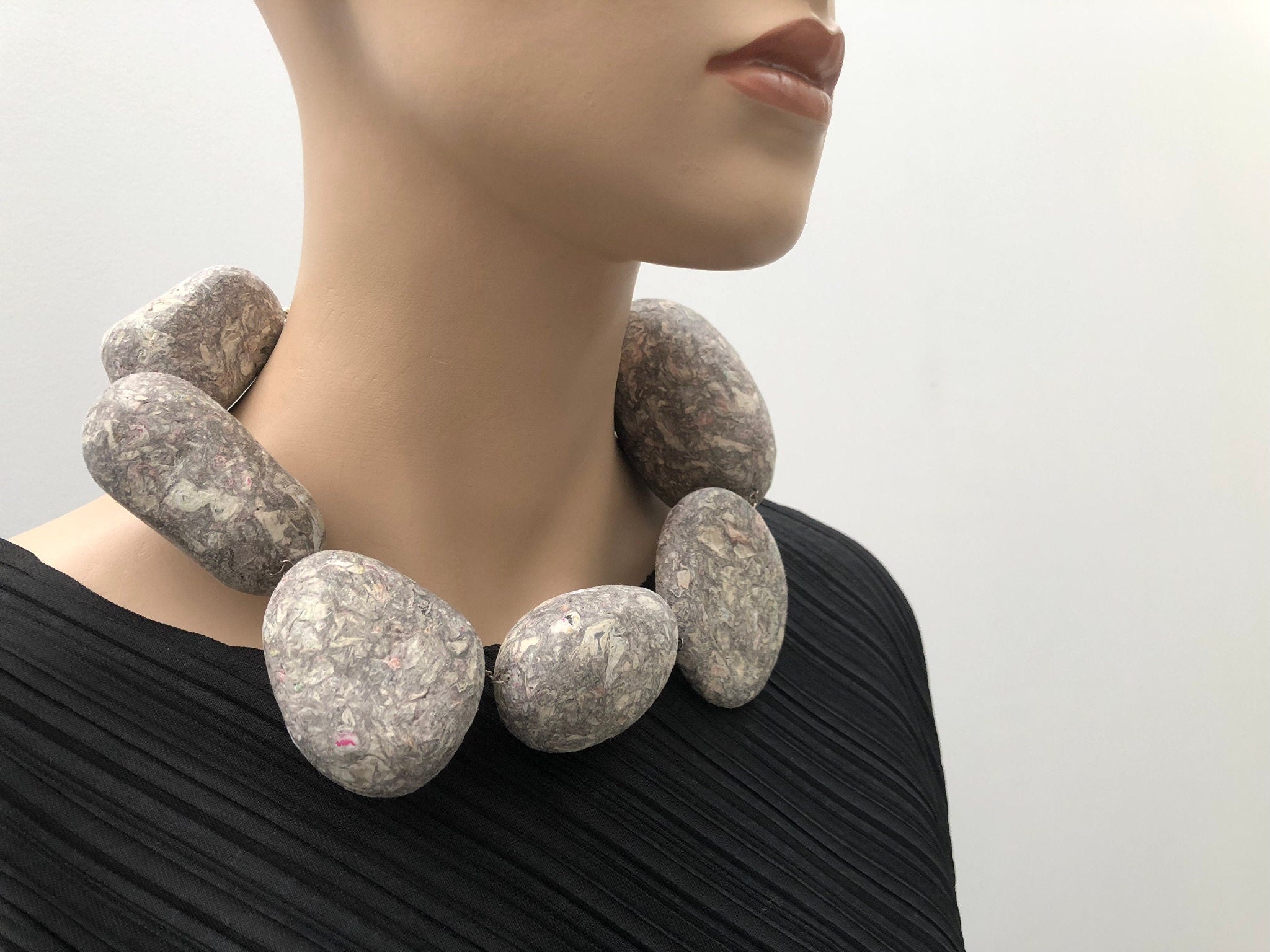  - sustainable bioplastic jewelry - Miette