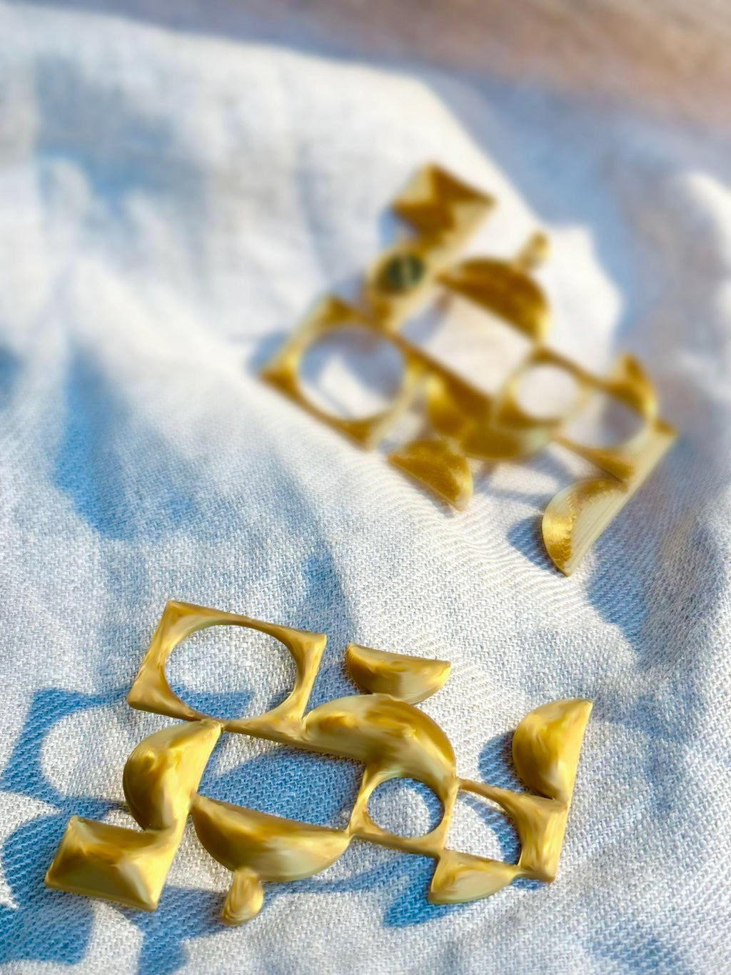  - sustainable bioplastic jewelry - Miette