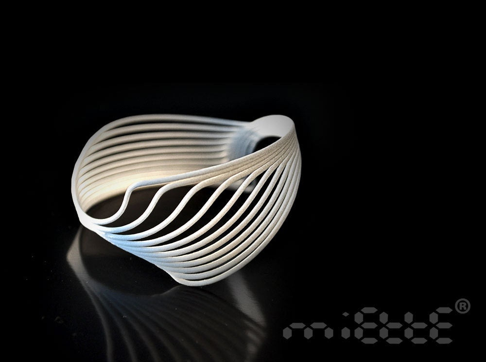  - sustainable bioplastic jewelry - Miette