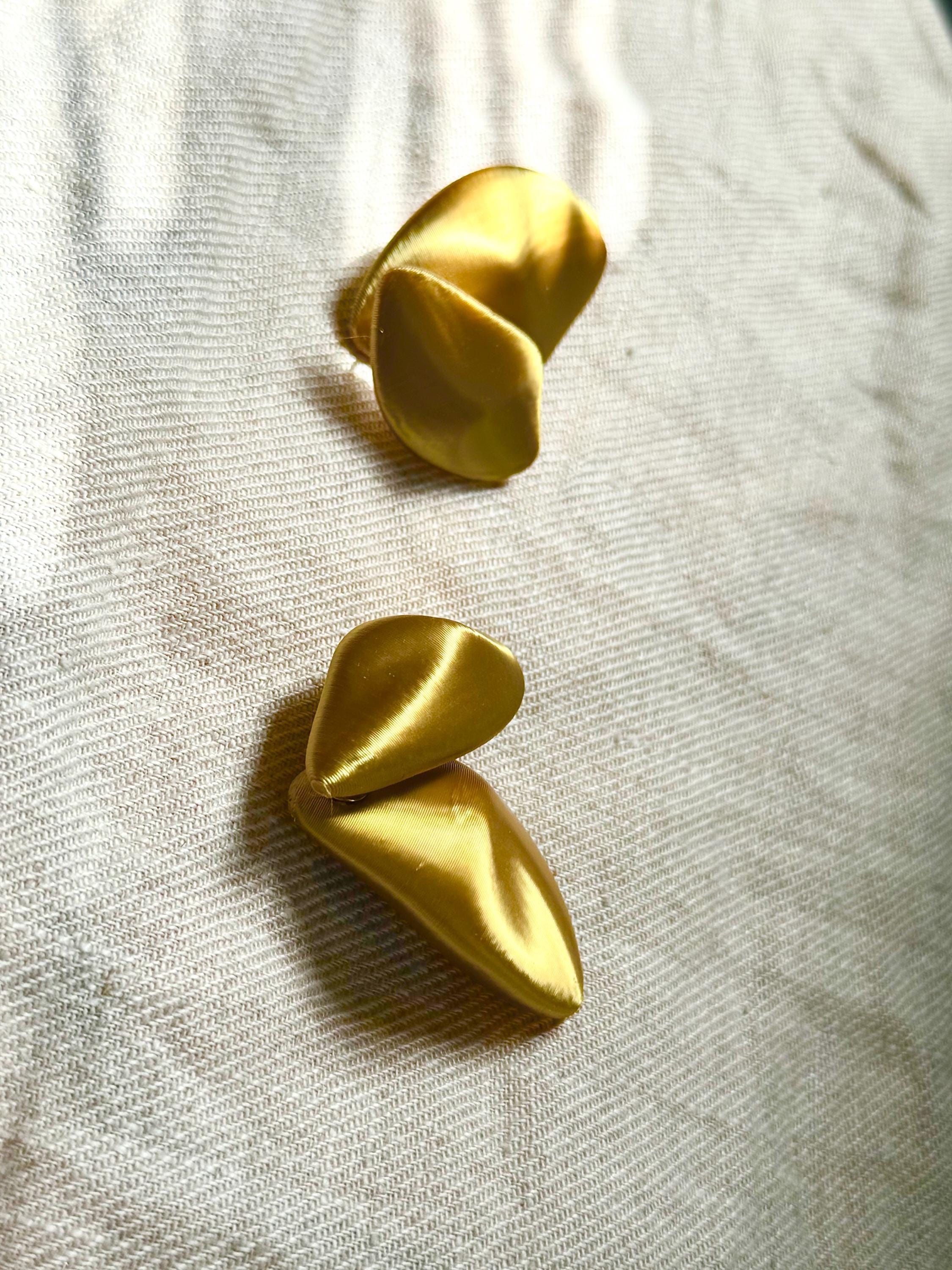  - sustainable bioplastic jewelry - Miette