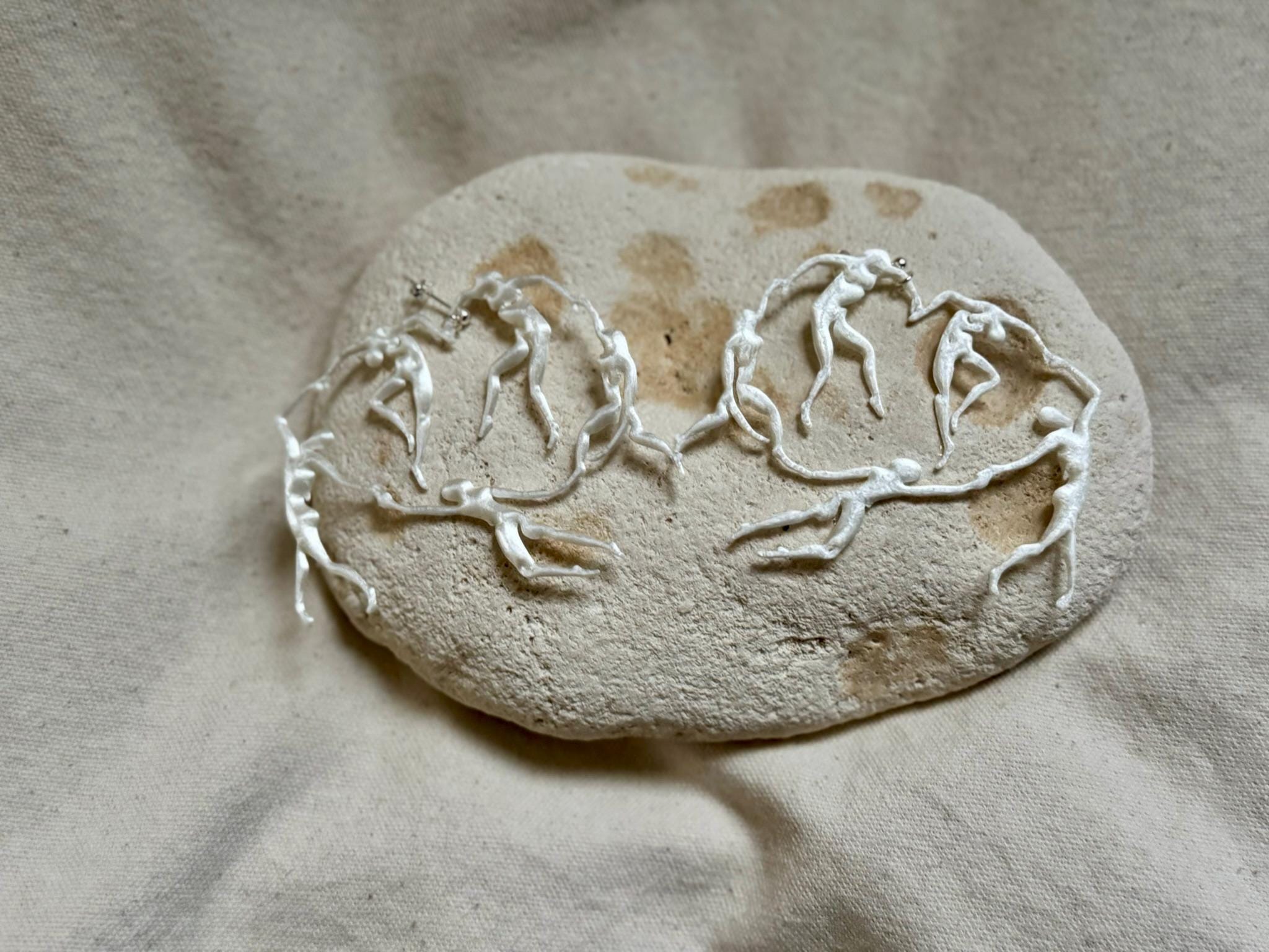  - sustainable bioplastic jewelry - Miette