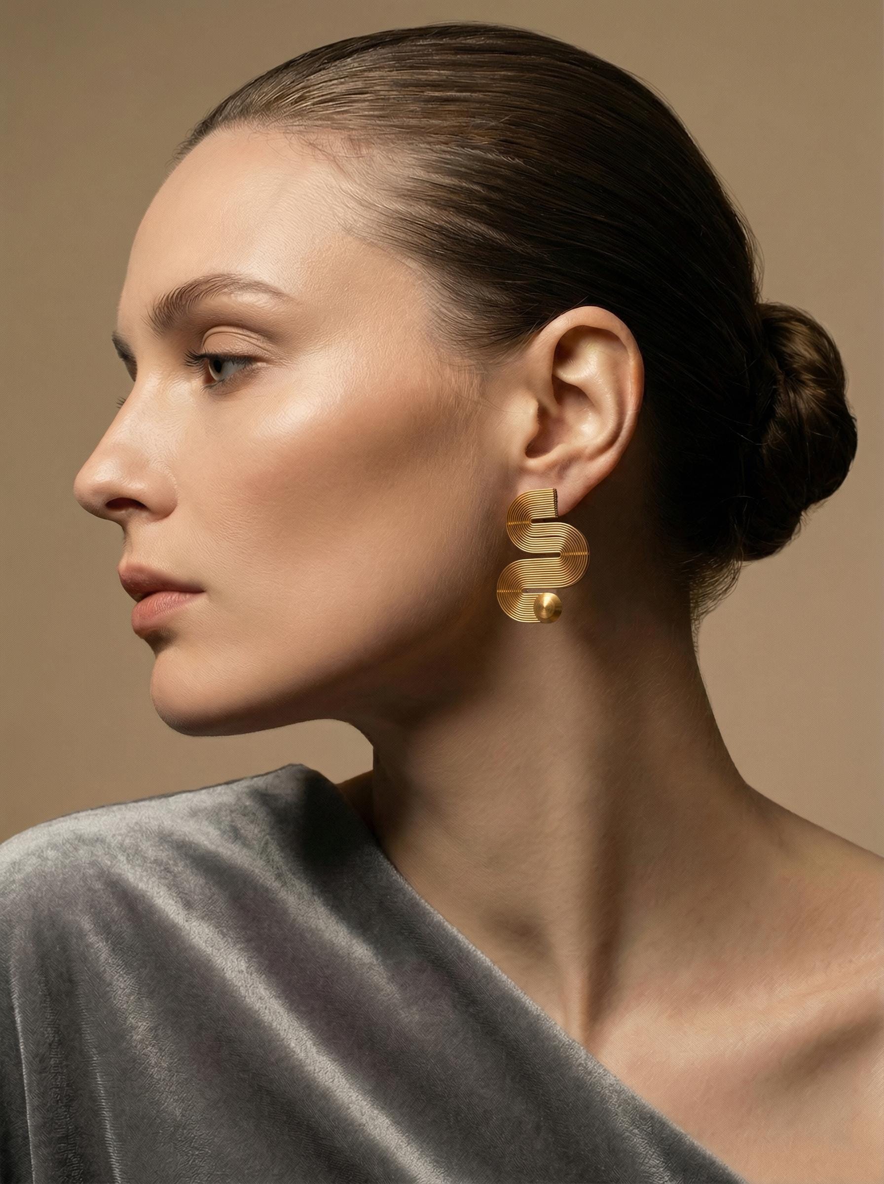  - sustainable bioplastic jewelry - Miette