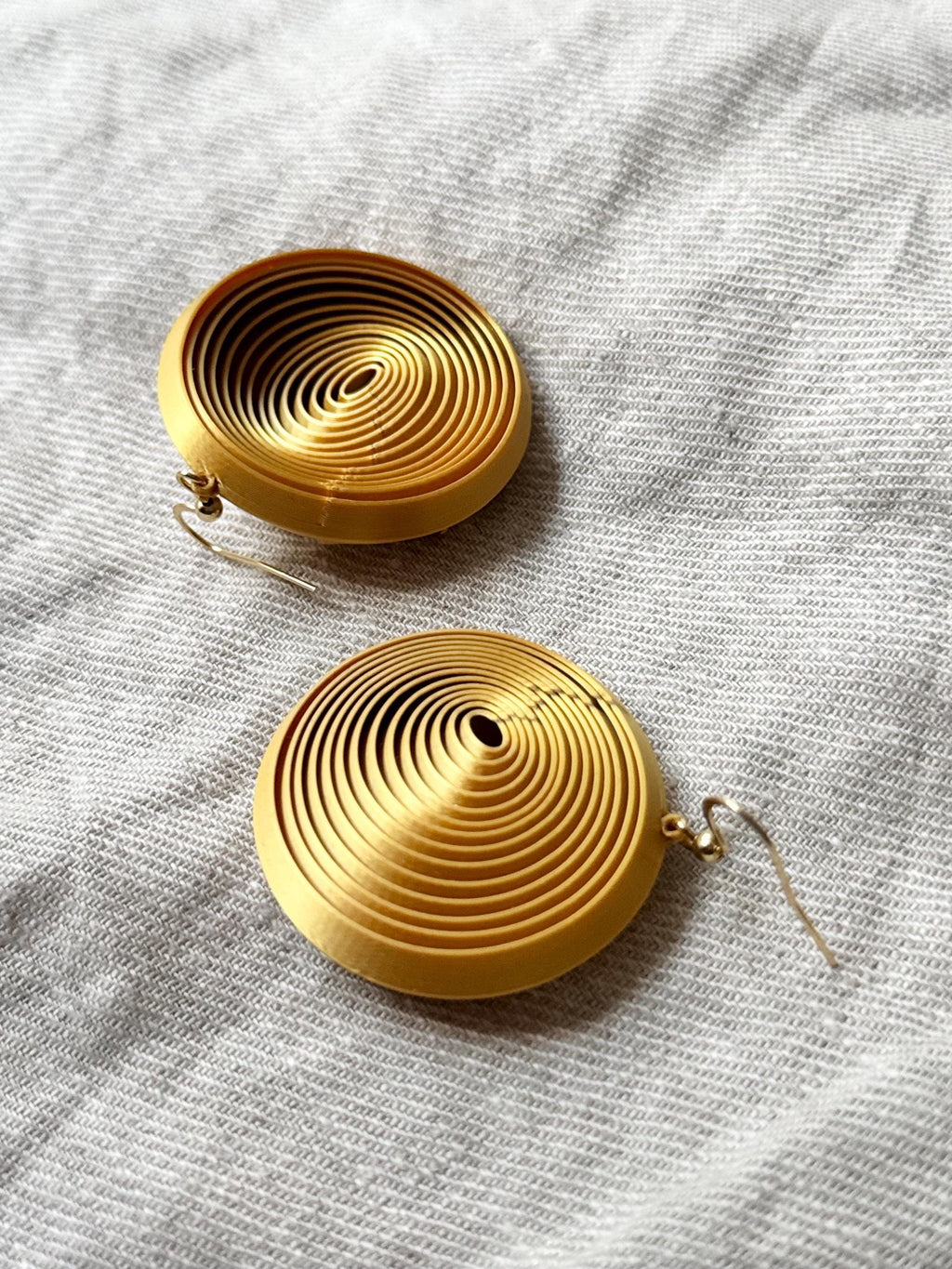  - sustainable bioplastic jewelry - Miette