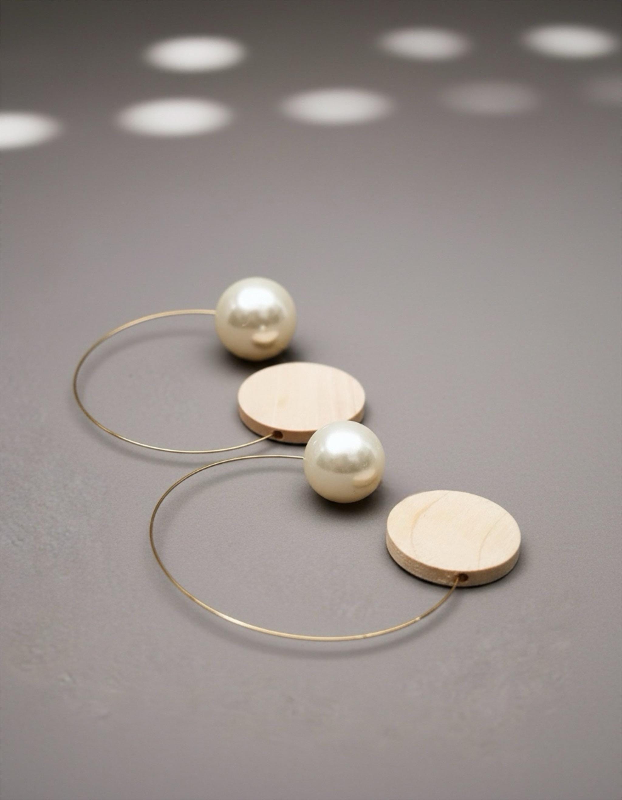  - sustainable bioplastic jewelry - Miette