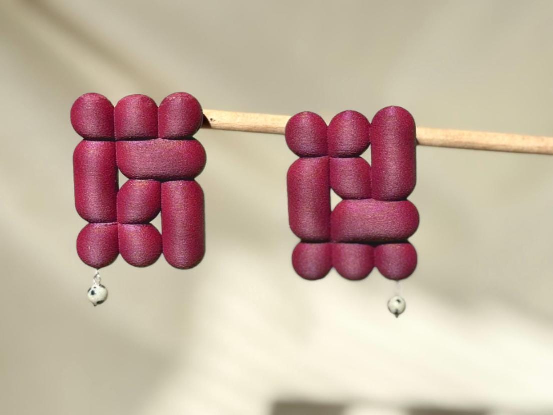 Boucles d'oreilles Brancusi Miette — grand format statement rouge cerise
