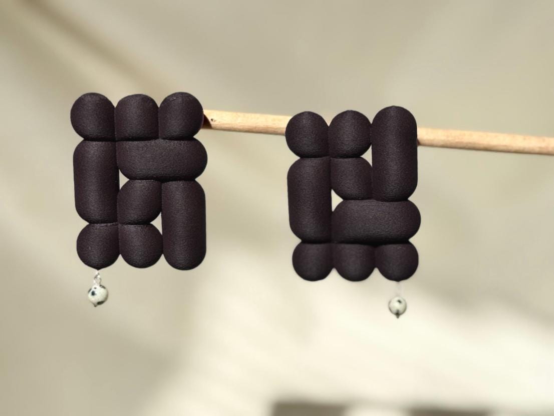 Boucles d'oreilles Brancusi Miette — détail texture impression 3D atelier France