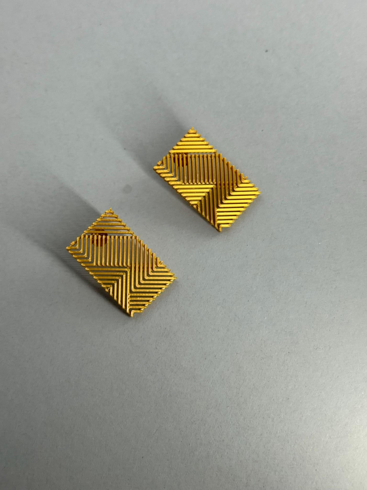  - sustainable bioplastic jewelry - Miette