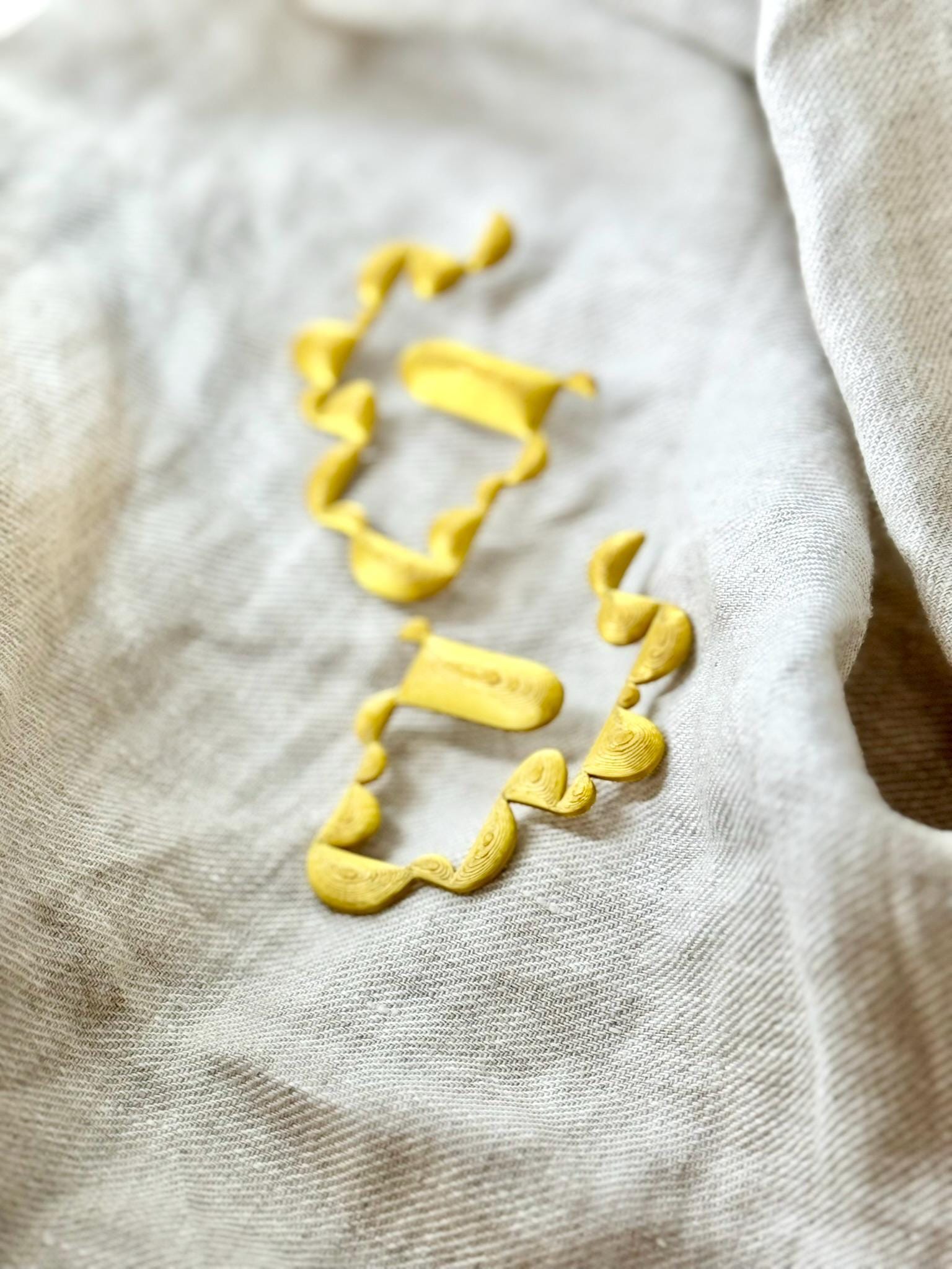  - sustainable bioplastic jewelry - Miette