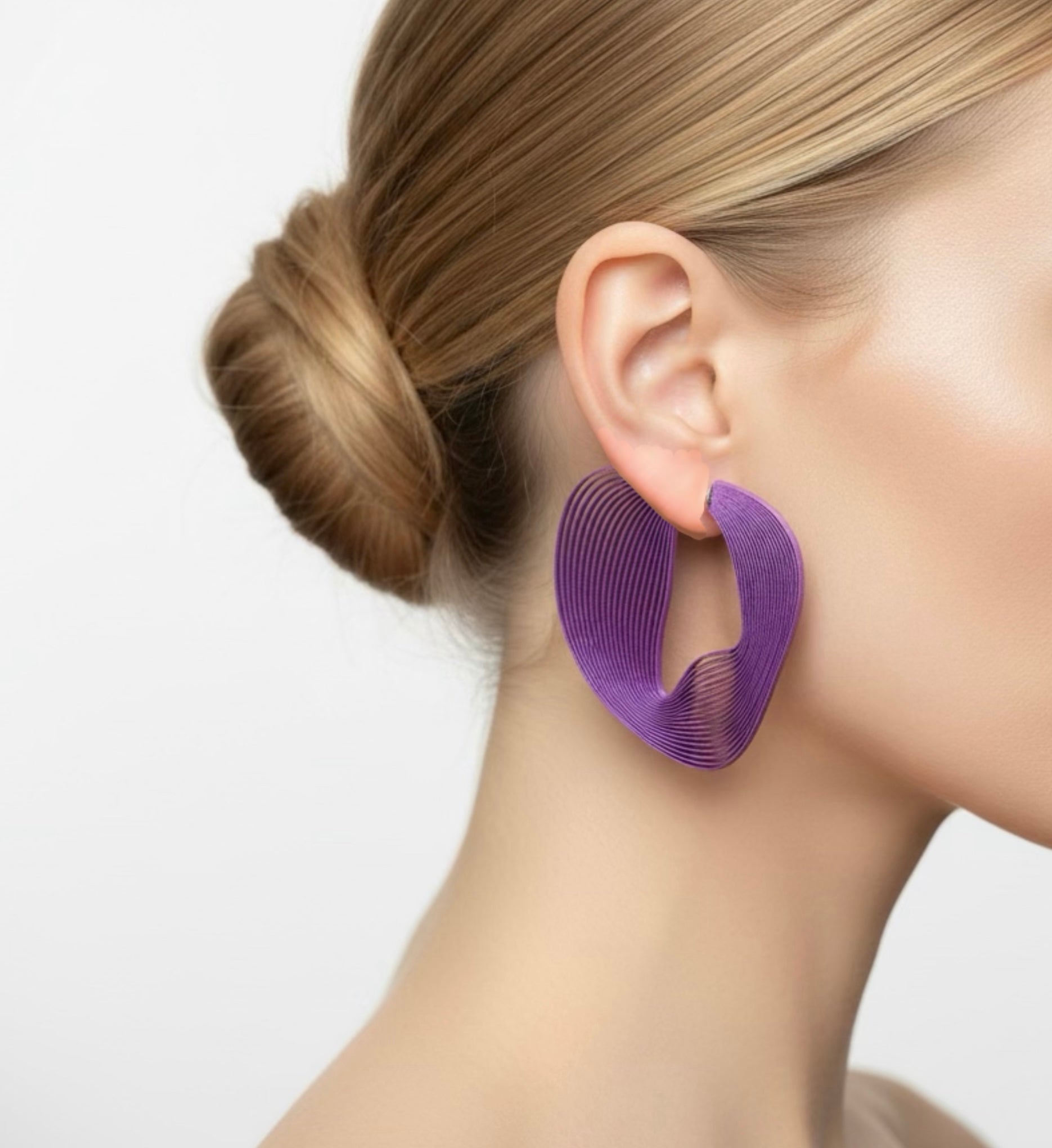  - sustainable bioplastic jewelry - Miette
