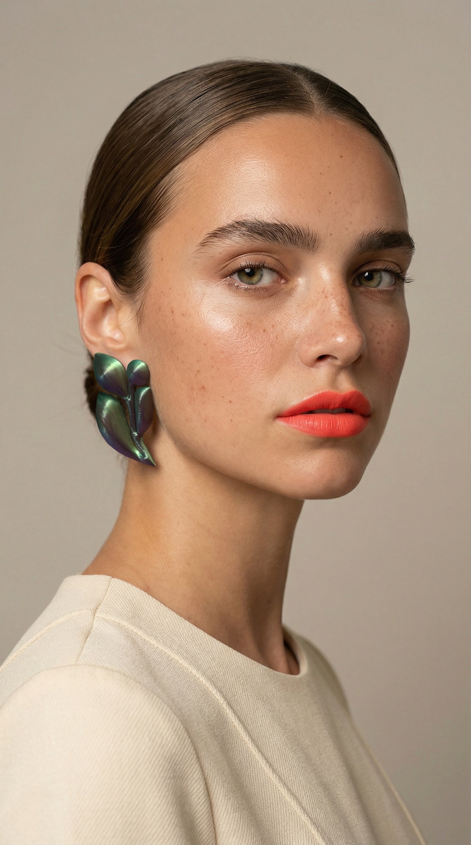 Pivoine Peony iridescent blue green and gold