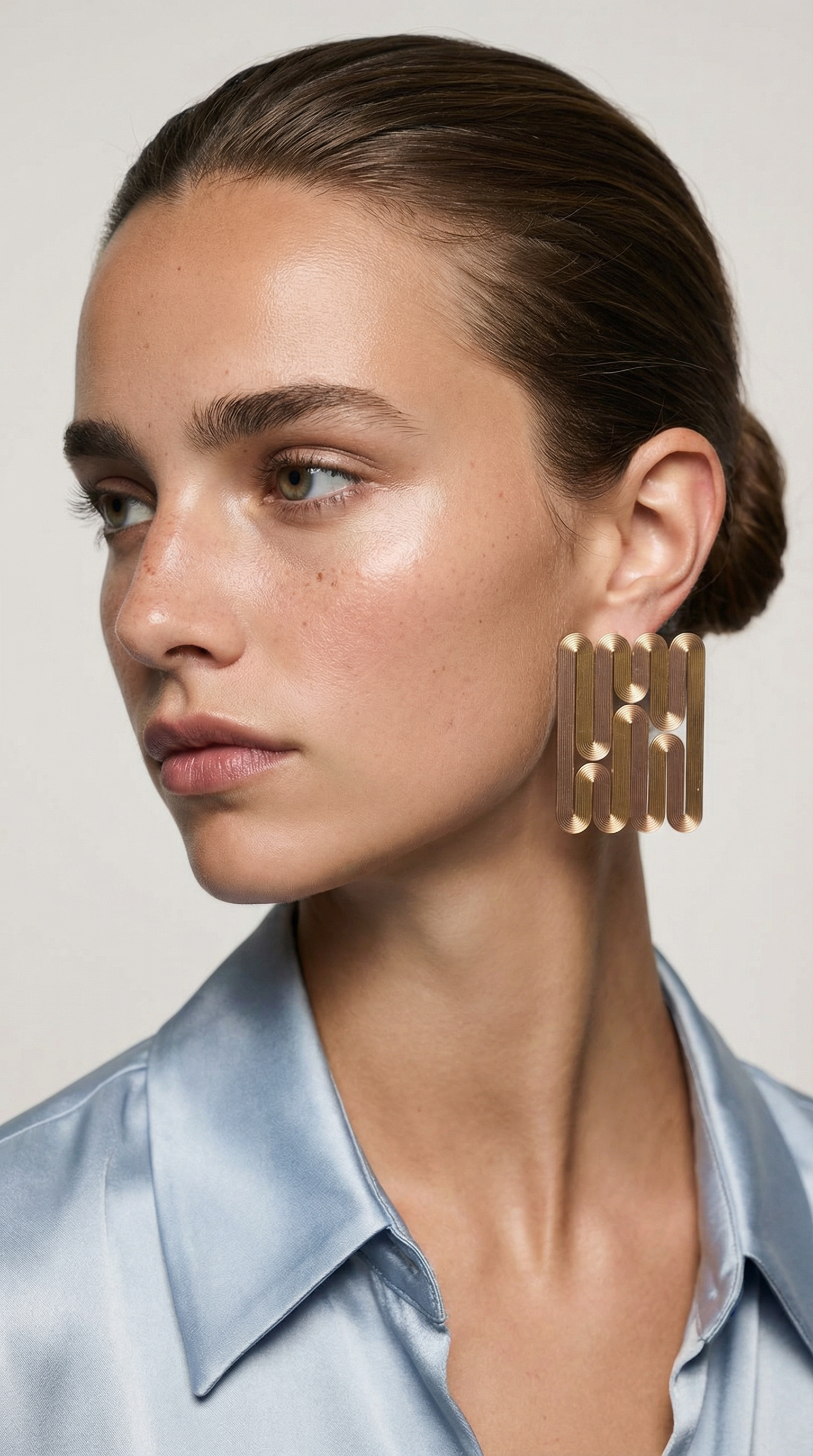 miette art earrings NENE linear gold color light weight