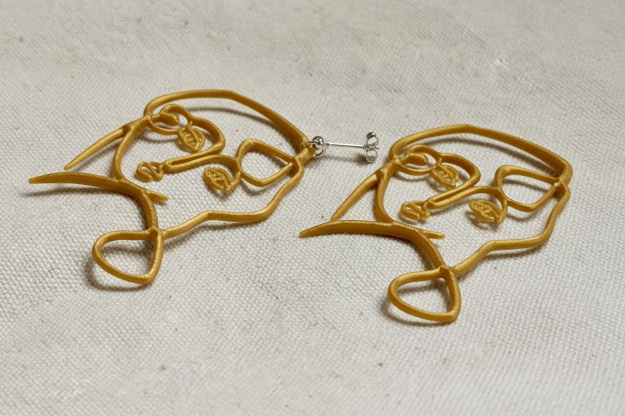  - sustainable bioplastic jewelry - Miette