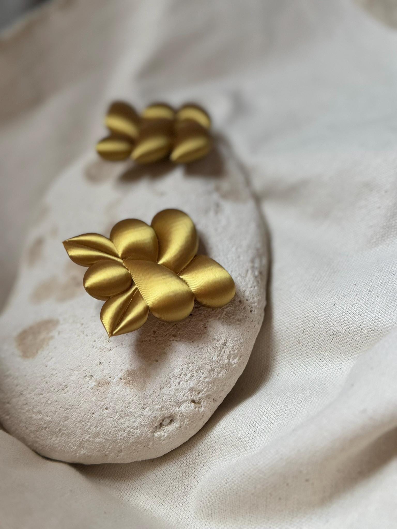  - sustainable bioplastic jewelry - Miette