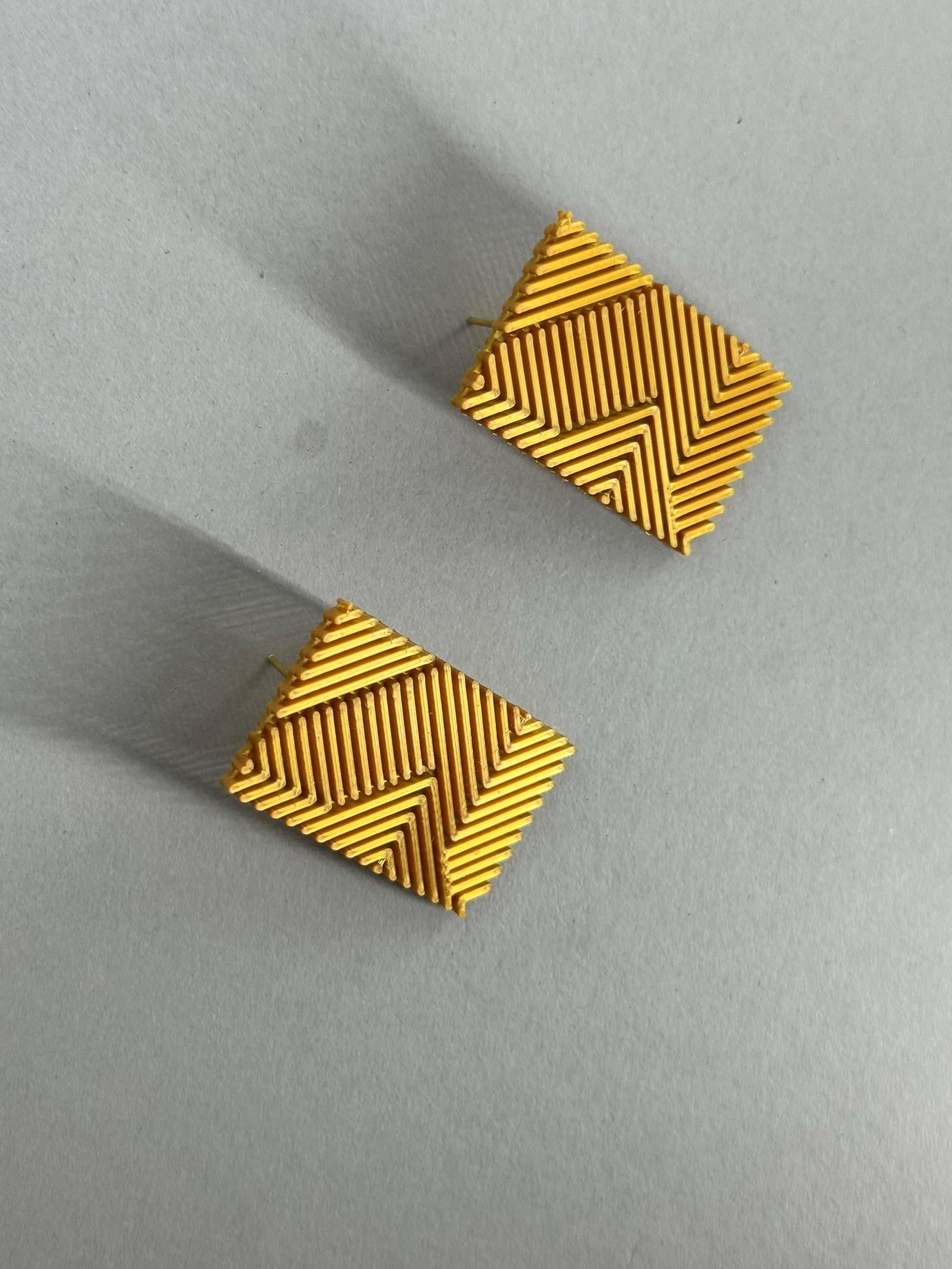  - sustainable bioplastic jewelry - Miette