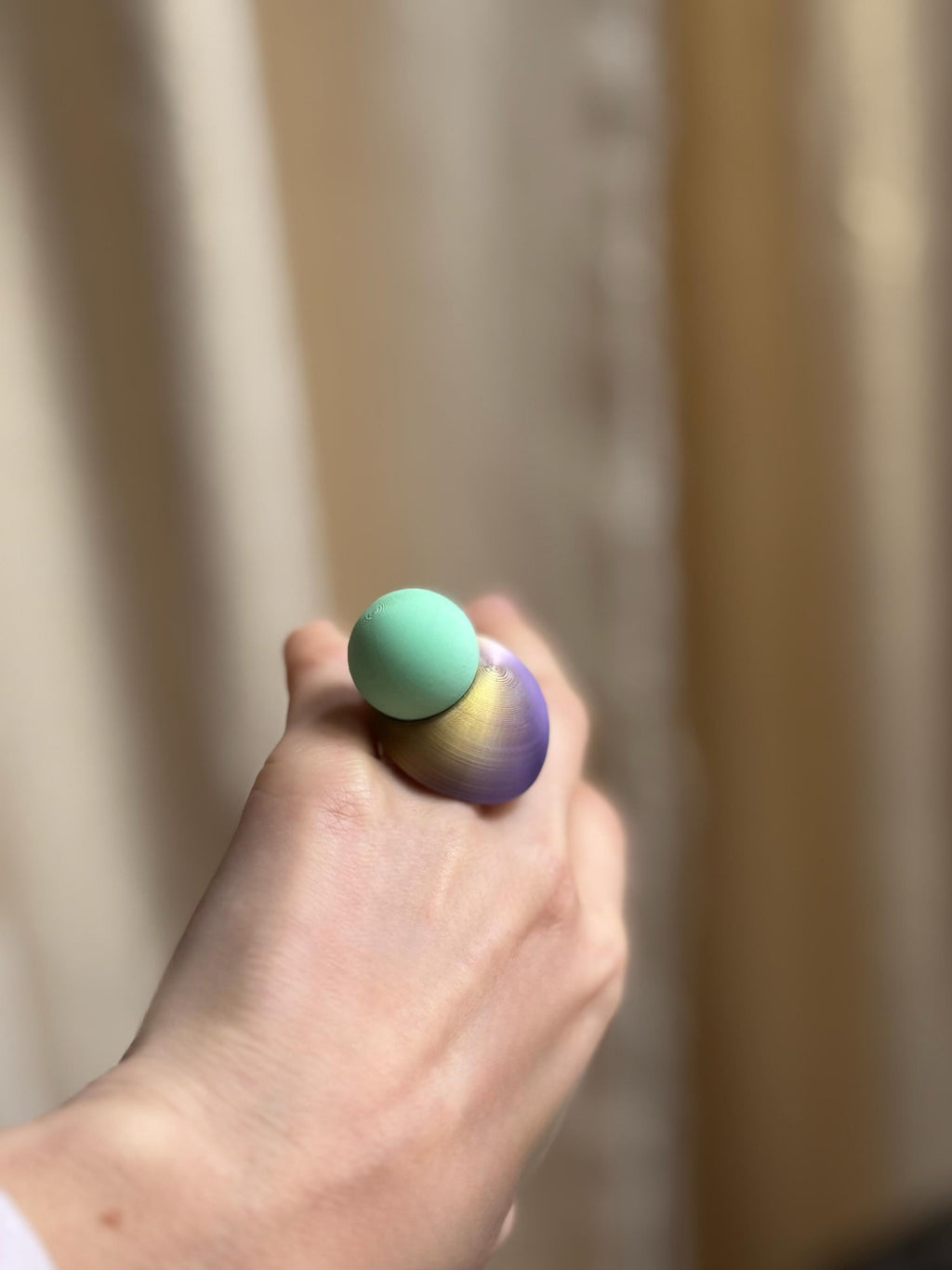  - sustainable bioplastic jewelry - Miette