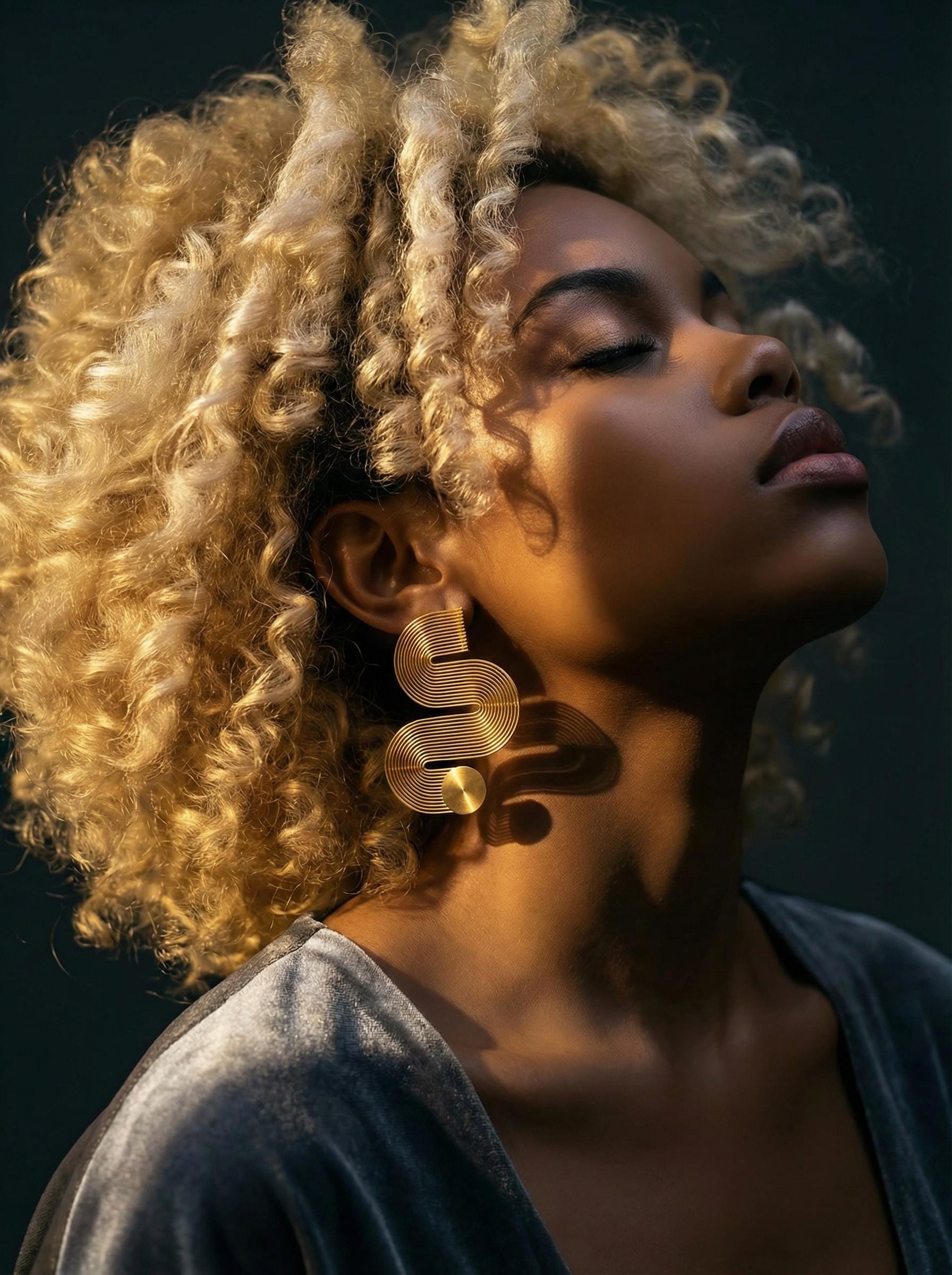  - sustainable bioplastic jewelry - Miette