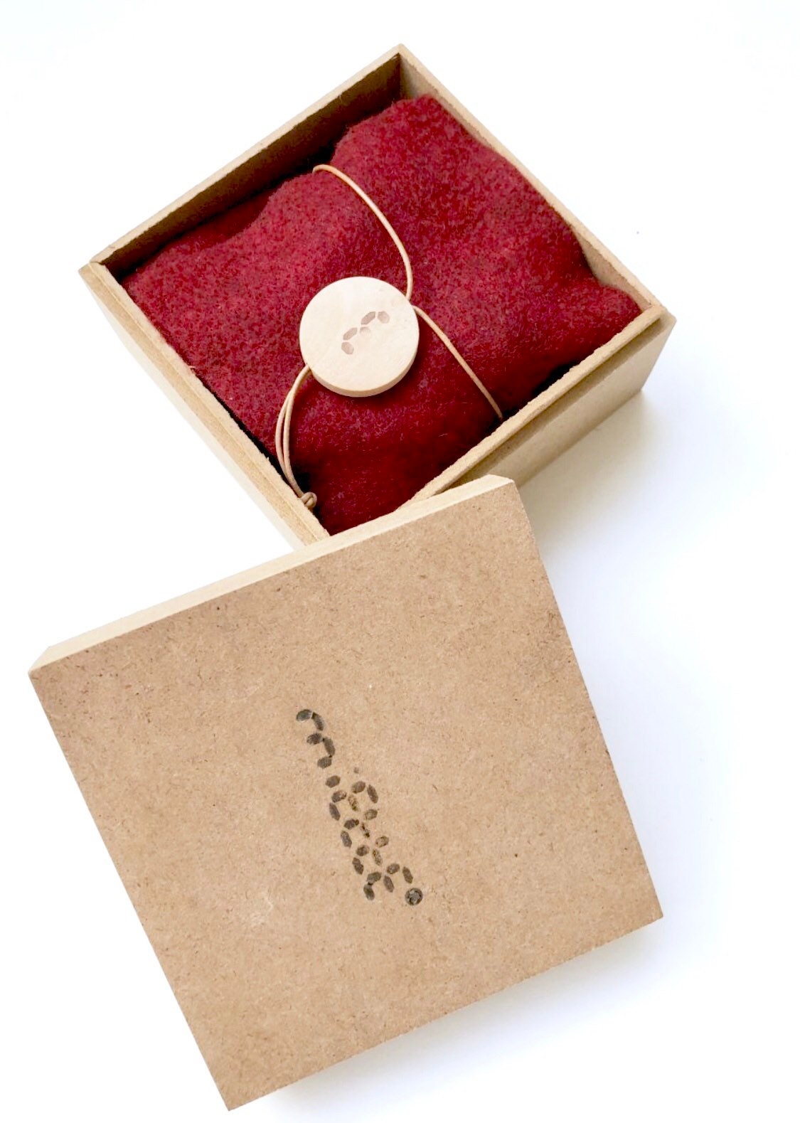  - sustainable bioplastic jewelry - Miette